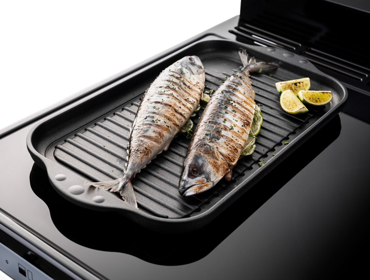 Płyta grillowa z rybą